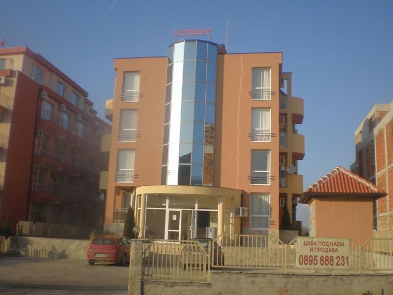 Levante Apartcomplex Nesebar Bagian luar foto